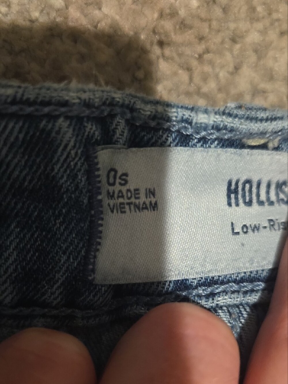 Hollister Women's Wide Leg Jeans in Light Blue Denim - Picture 4 of 10